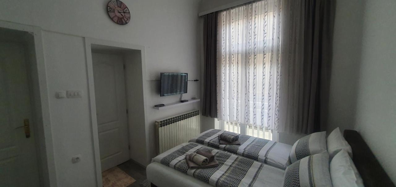 Ferhadija A&E Apartment Sarajevo Exterior photo